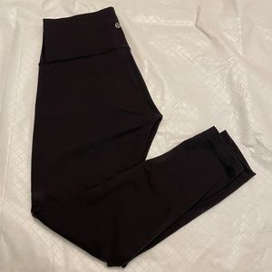 Lululemon Wunder Train black leggings 25” inseam Size 8